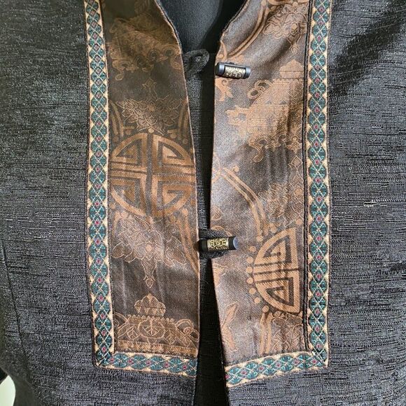 OCHI Vancouver Modern Classic Embroidered Cocktail Jacket - Picture 10 of 16